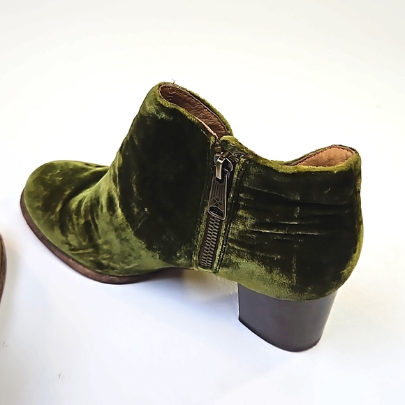 Patricia Nash Velvet boots 6 - Picture 4 of 6